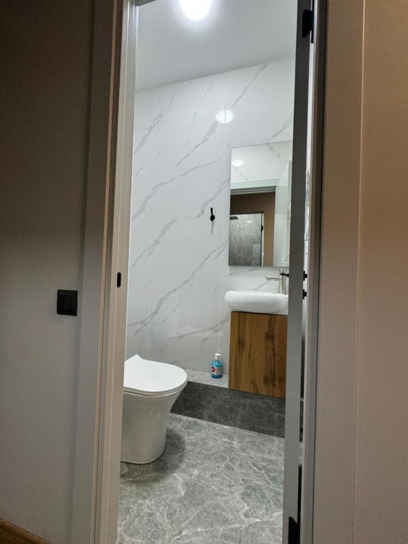 Cozy Hostel Bishkek Luaran gambar