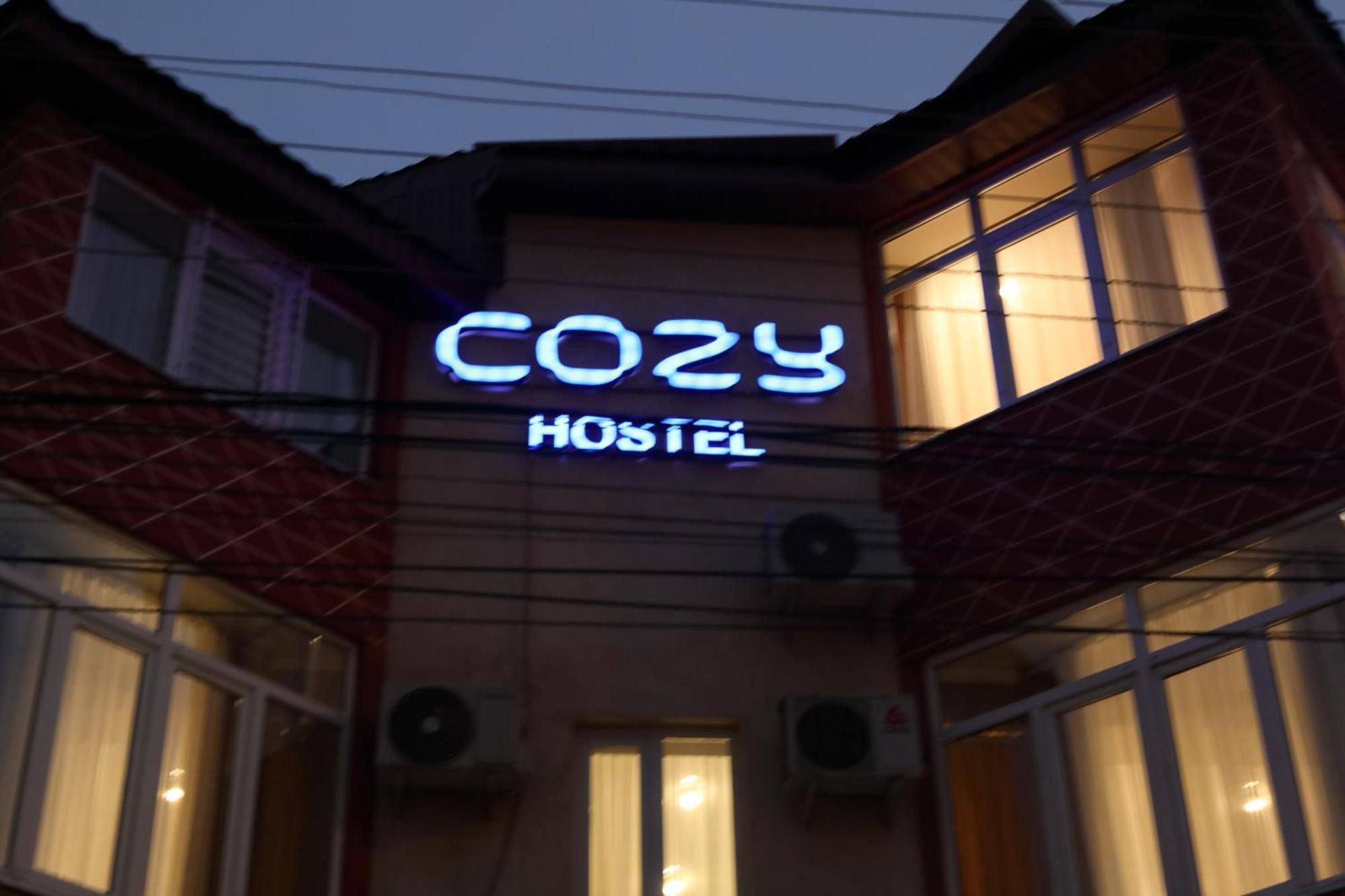 Cozy Hostel Bishkek Luaran gambar