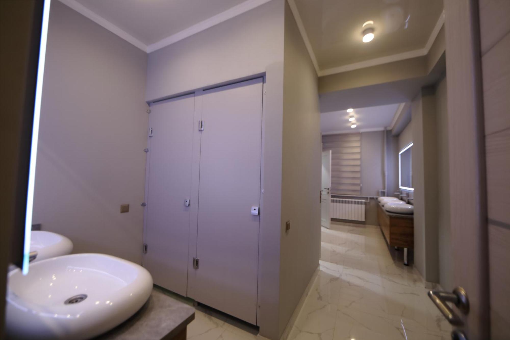 Cozy Hostel Bishkek Luaran gambar